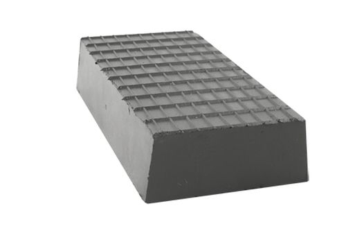 Rubber trapezoidal block, pyramid block, universal for Zippo lifts 200 x 100 x 40 mm