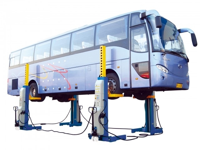 Lkw Bus Transporter Hebeb&uuml;hne Radgreifanlage Radgreifer 4 Stk. hydraulisch 22 t