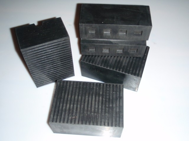 Rubber pad rubber block 02 for lifts 180 x 120 x 80 mm...