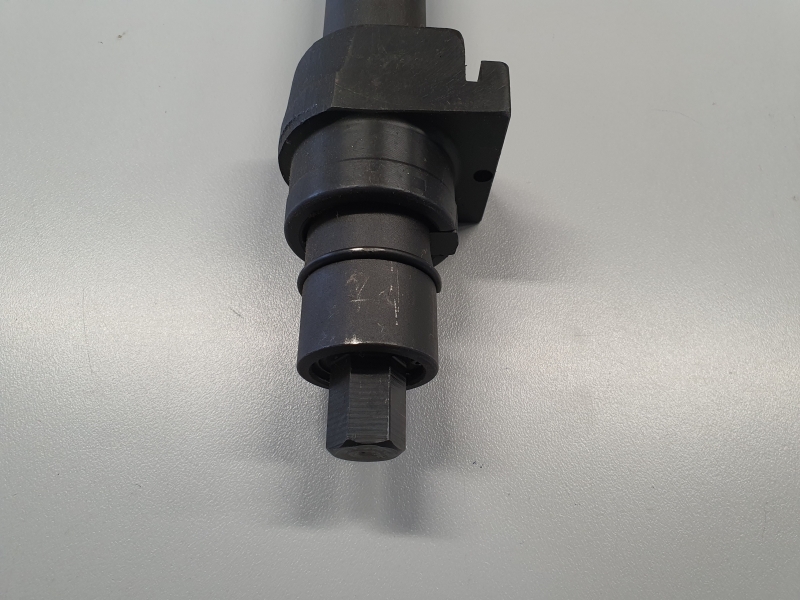 Spindle for MC PHERSON spring compressor for Mercedes, BMW, OPEL, VW, SEAT, VOLVO, FORD .