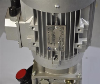 Unit&eacute; hydraulique BZ-Y1-5TA 400V/50 Hz/3PH 1.5KW pour moto ascenseurs RP-MHB700