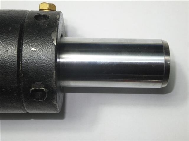 Hydraulic cylinder P2 slave RP-8504A