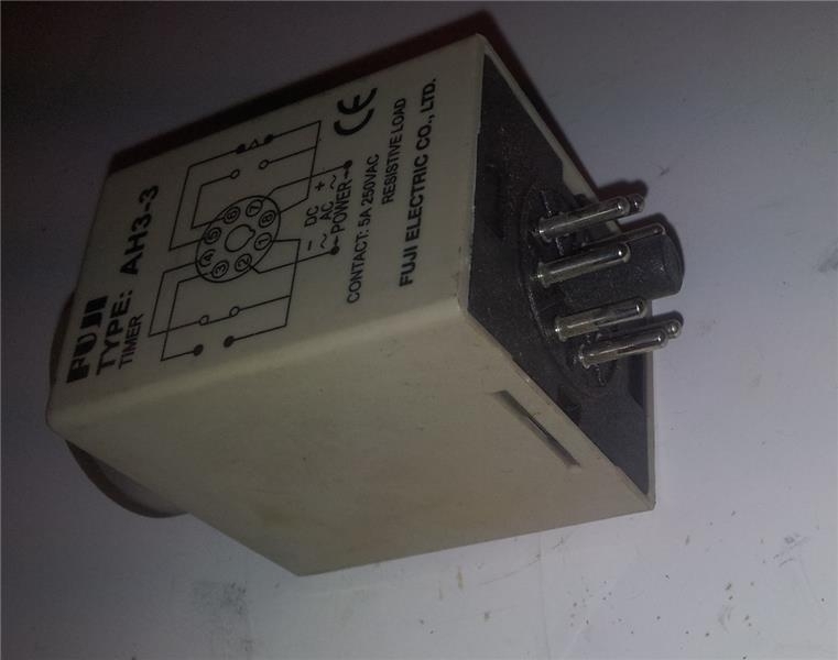 Timer AH3-3 24 V DC AC 5A 250 VAC release for Switch box...